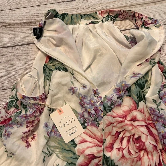 Forever 21 Floral Print Halter Blouse - Picture 8 of 8